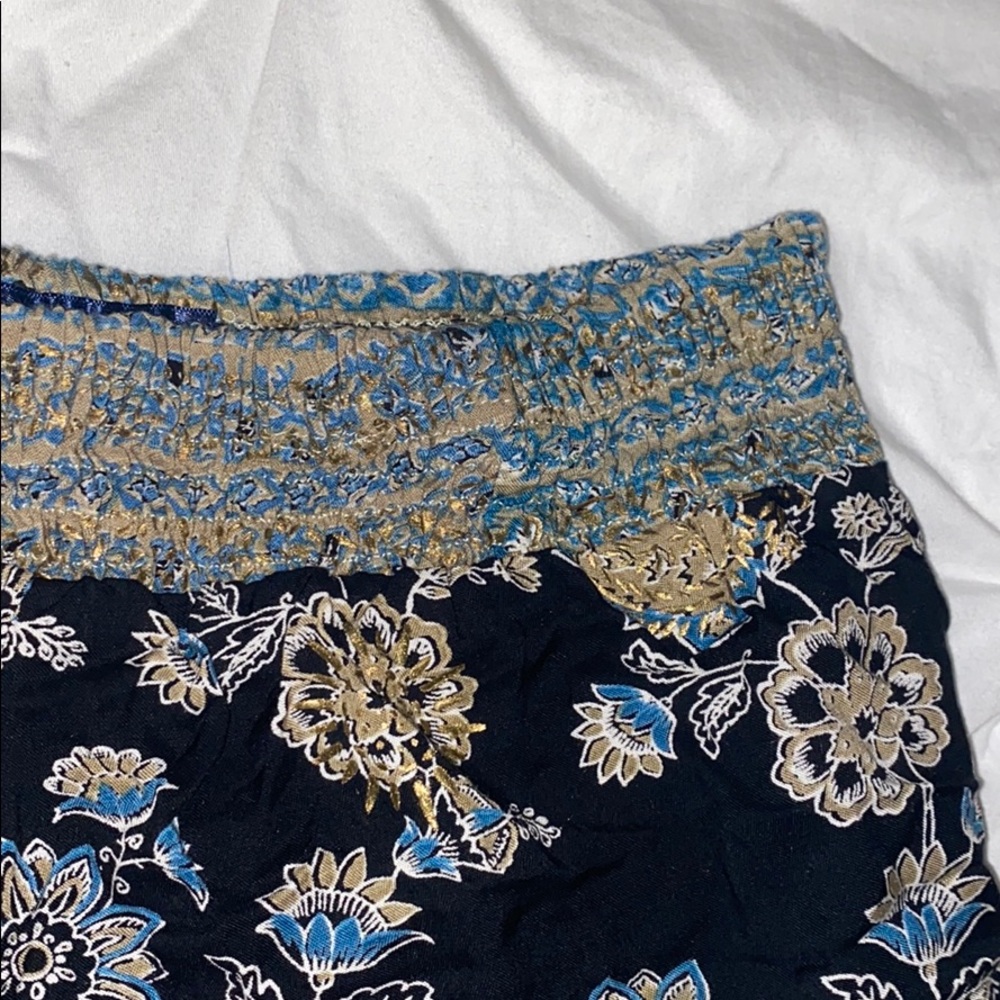 Pattern Flow Shorts - image 3